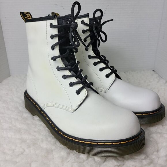 Dr. Martens 1460 Y Women's Boots Size 7 White leather Side Zipper Biker Shoes - Picture 1 of 9